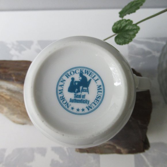 Porcelain Mug Norman Rockwell Collection "The Cobbler" by Norman Rockwell Museum - Picture 9 of 14